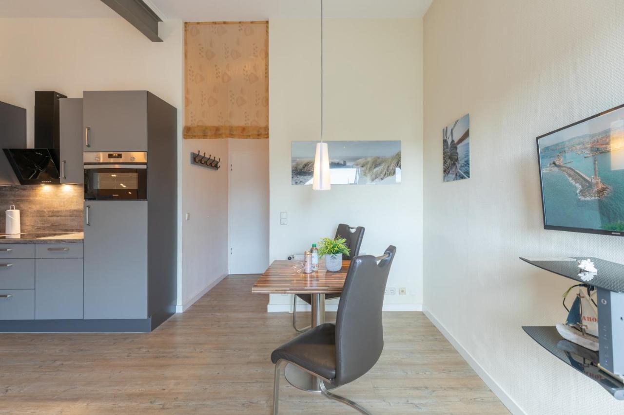 Hafenblick Apartment Хузум Екстериор снимка